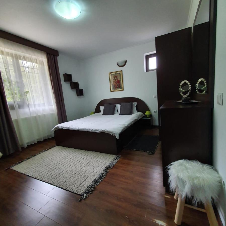 Casa Teleferic Hotel Busteni Ngoại thất bức ảnh