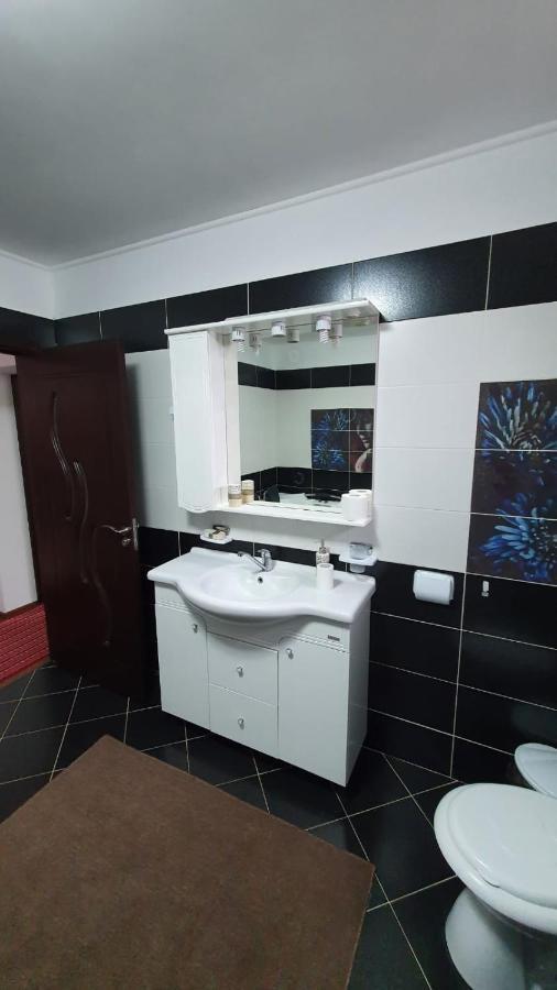 Casa Teleferic Hotel Busteni Ngoại thất bức ảnh