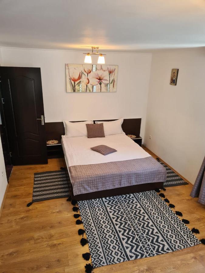 Casa Teleferic Hotel Busteni Ngoại thất bức ảnh