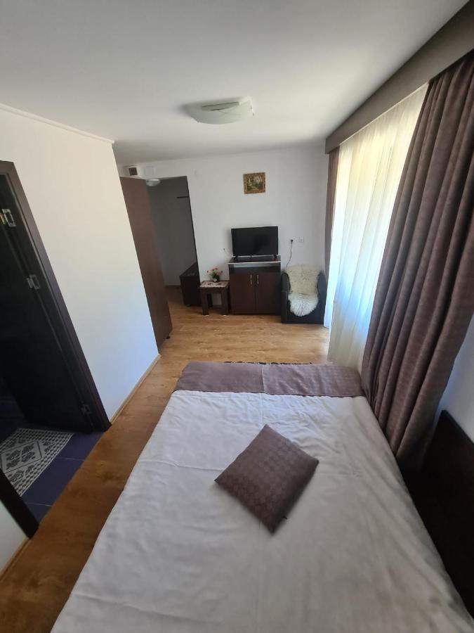 Casa Teleferic Hotel Busteni Ngoại thất bức ảnh